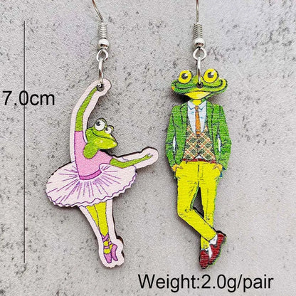 1 Pair Artistic Palm Heart Shape Frog Wood Drop Earrings