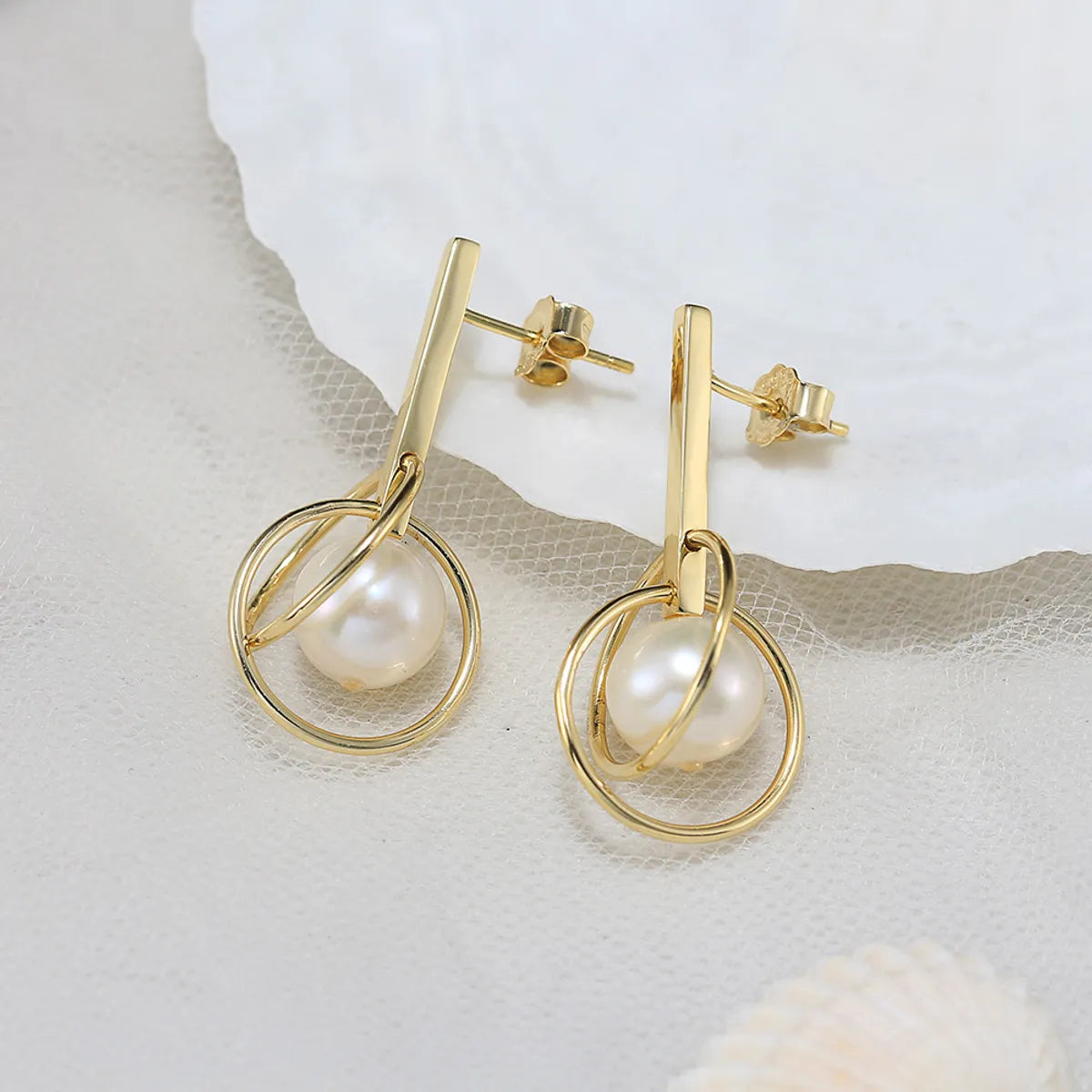 1 Pair Baroque Style Sweet Simple Style Geometric Plating Inlay Freshwater Pearl Sterling Silver Freshwater Pearl Drop Earrings