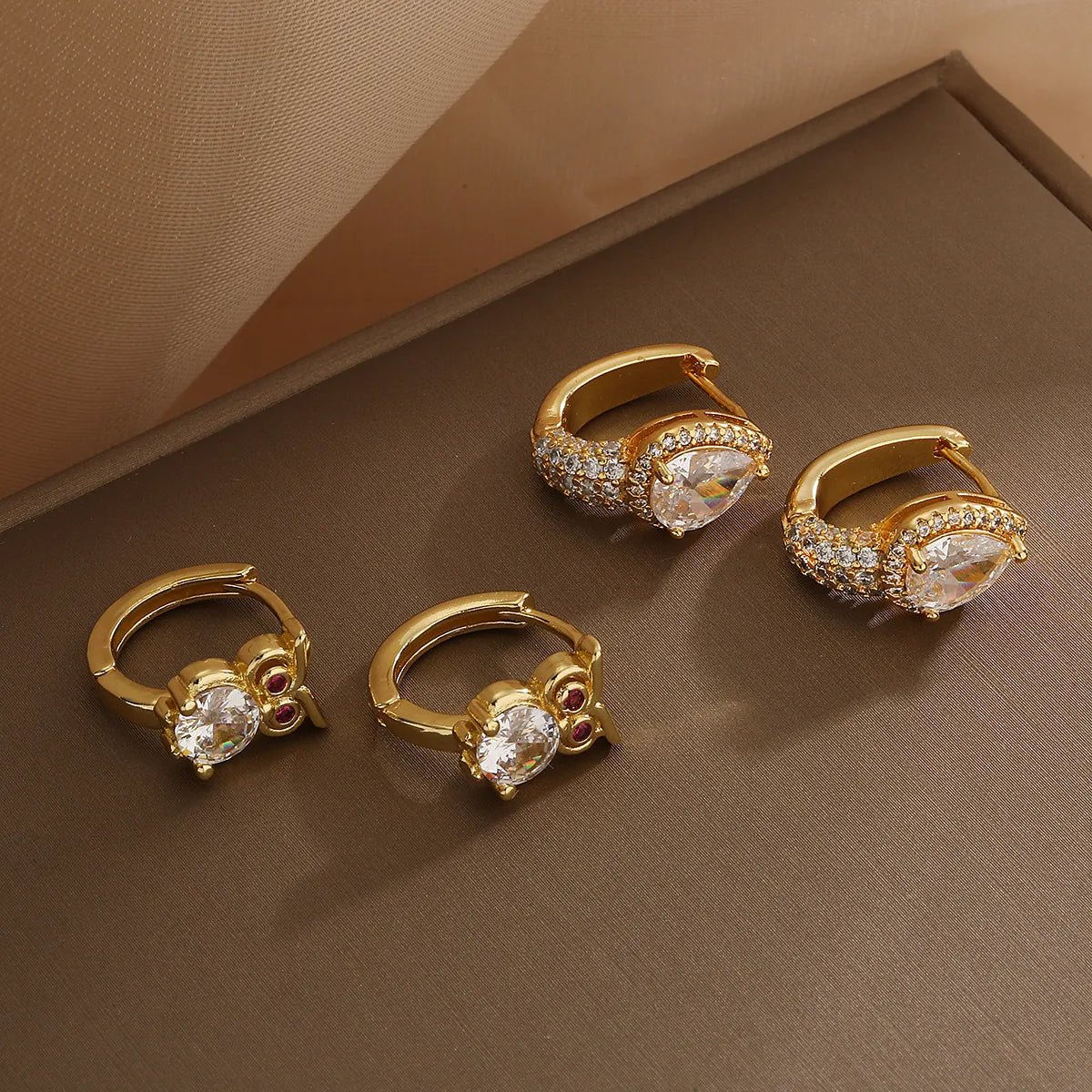 1 Pair Basic Classic Style Geometric Owl Plating Inlay Copper Zircon 18k Gold Plated Hoop Earrings