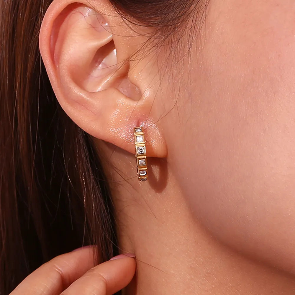 1 Pair Basic Classic Style Geometric Plating Inlay 304 Stainless Steel Rhinestones 18K Gold Plated Earrings