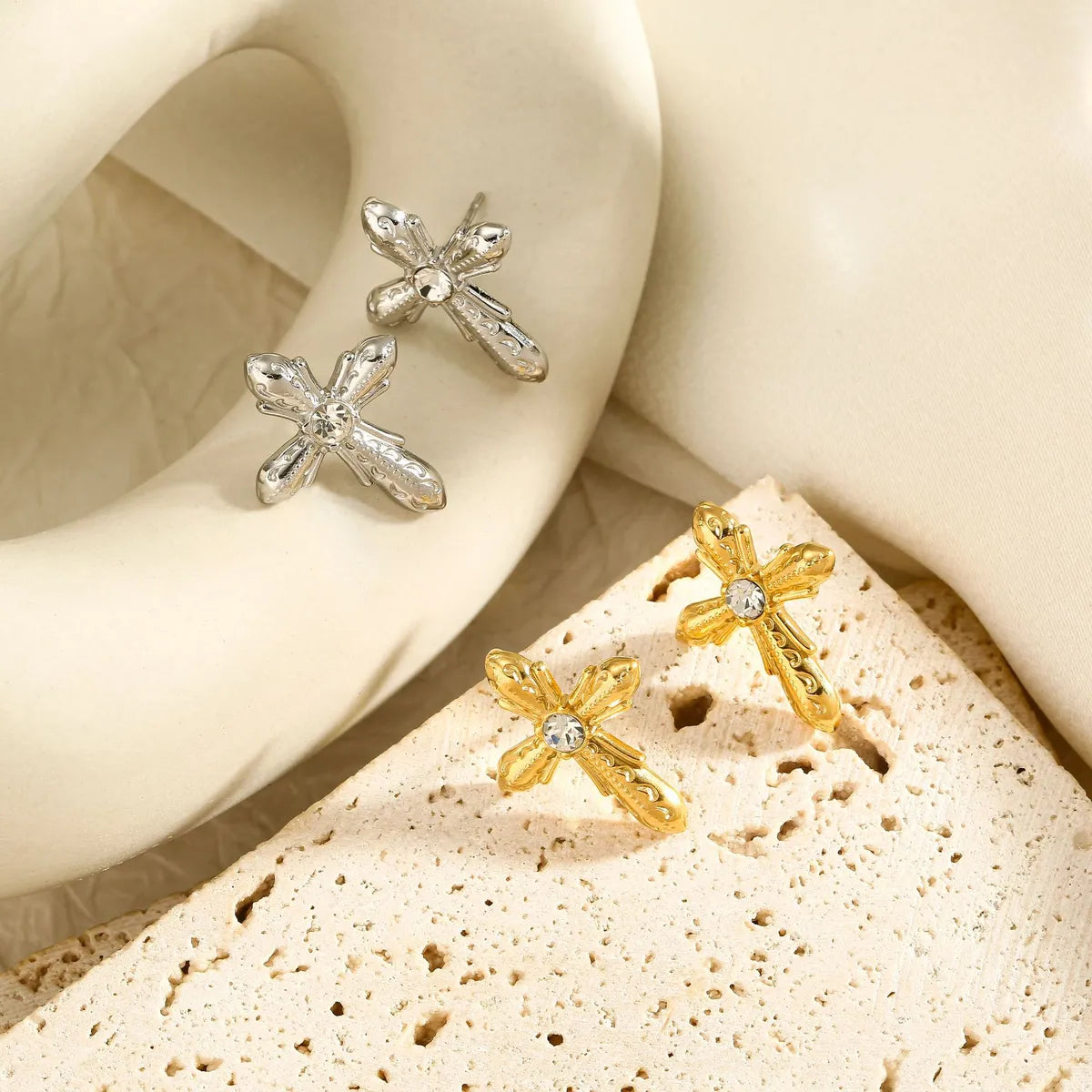 1 Pair Basic Korean Style Cross Plating Inlay Titanium Steel Zircon Ear Studs