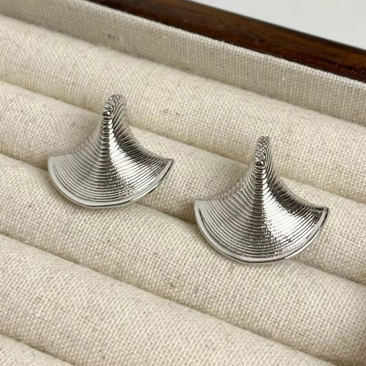 1 Pair Basic Lady Classic Style Geometric Scallop Plating 304 Stainless Steel Ear Studs