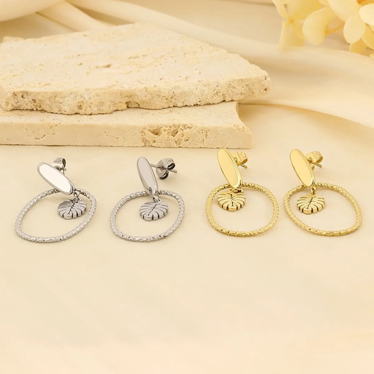 1 Pair Basic Leaves Plating Hollow Out Stainless Steel Gold Plated Drop Earrings