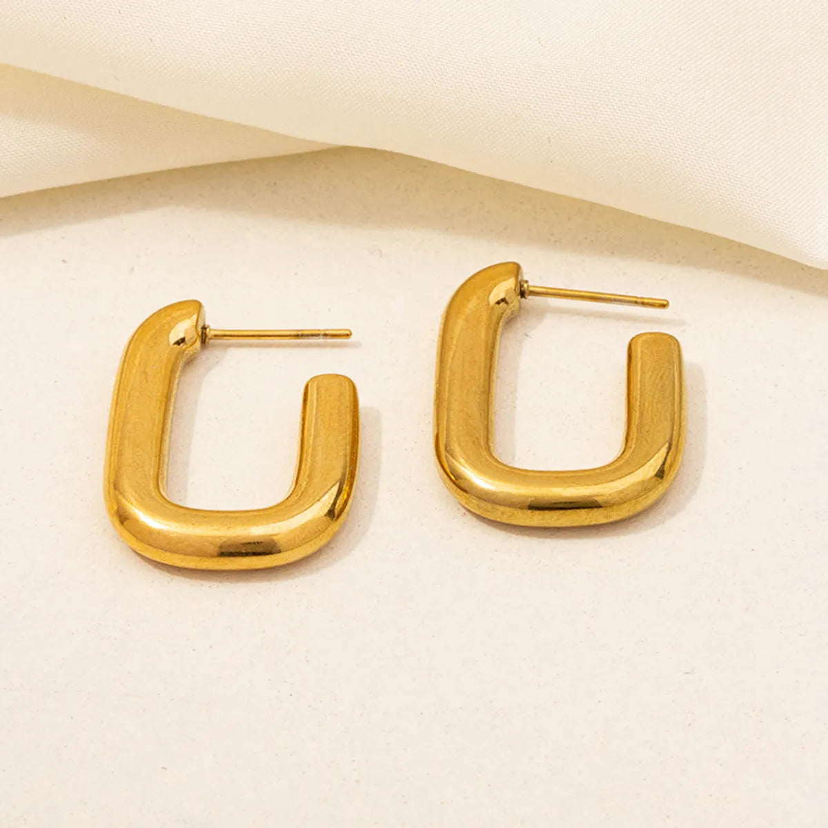 1 Pair Basic Modern Style Classic Style C Shape U Shape Solid Color Irregular Plating 304 Stainless Steel 18K Gold Plated Earrings Ear Studs