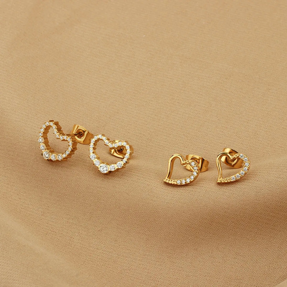 1 Pair Basic Modern Style Classic Style Heart Shape Plating Inlay Titanium Steel Zircon Gold Plated Ear Studs