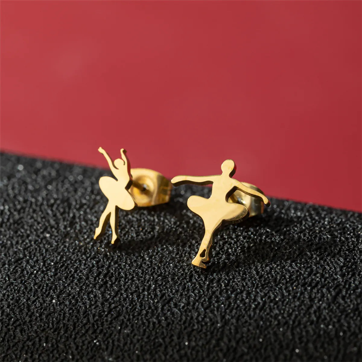 1 Pair Basic Modern Style Classic Style Human Penguin Notes Polishing Plating 304 Stainless Steel 18K Gold Plated Ear Studs