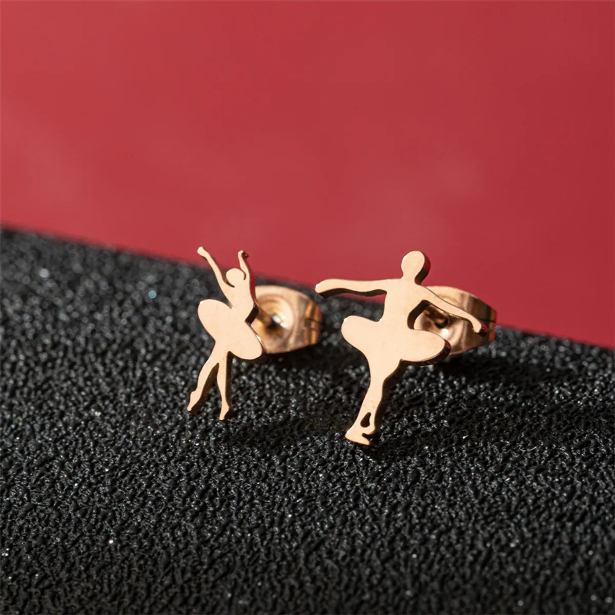 1 Pair Basic Modern Style Classic Style Human Penguin Notes Polishing Plating 304 Stainless Steel 18K Gold Plated Ear Studs