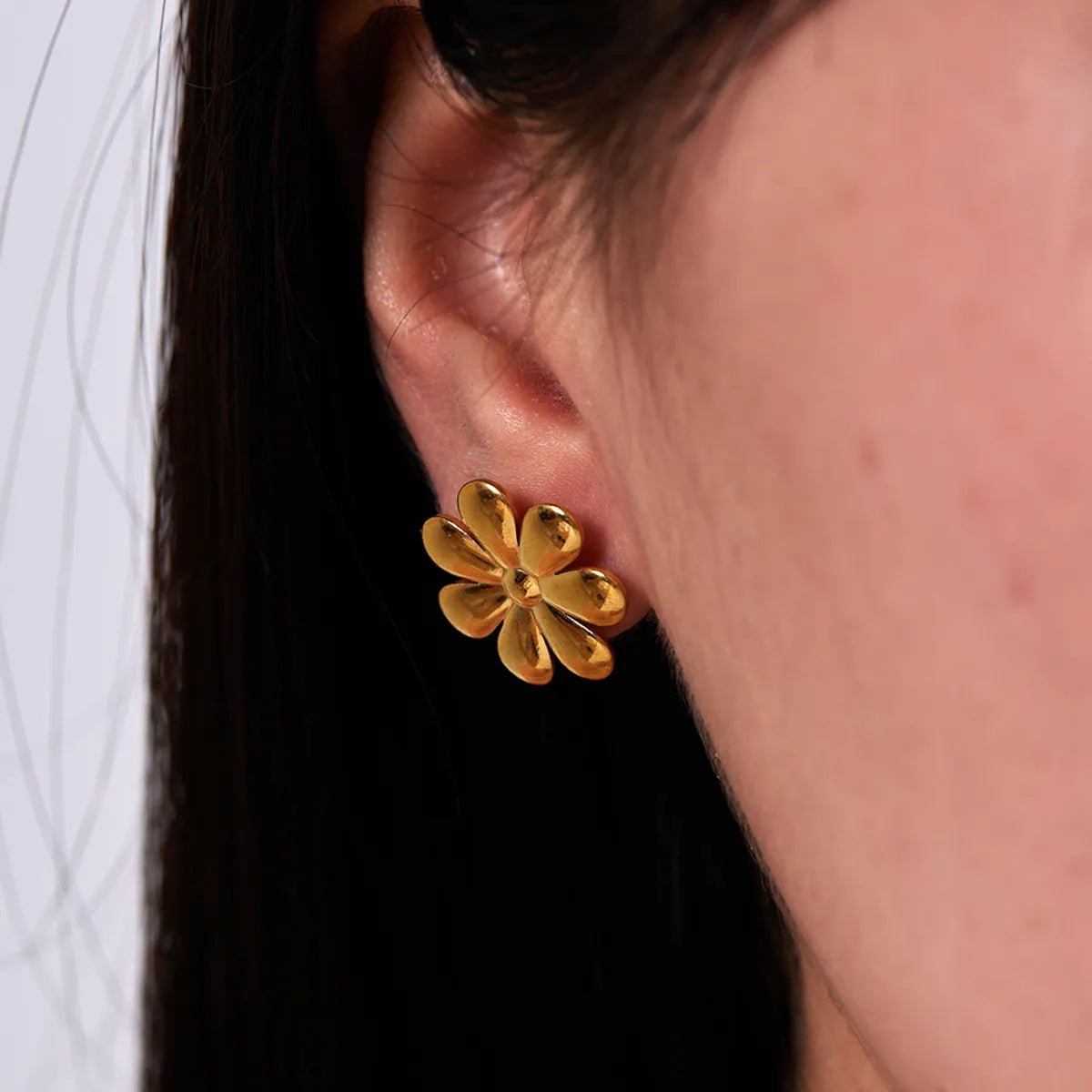 1 Pair Basic Modern Style Flower Plating Stainless Steel 18k Gold Plated Ear Studs