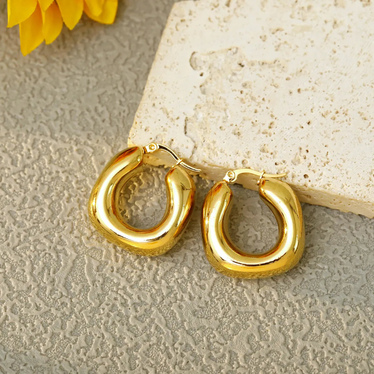 1 Pair Basic Simple Style Commute U Shape Round Square Frill 304 Stainless Steel Earrings Ear Studs