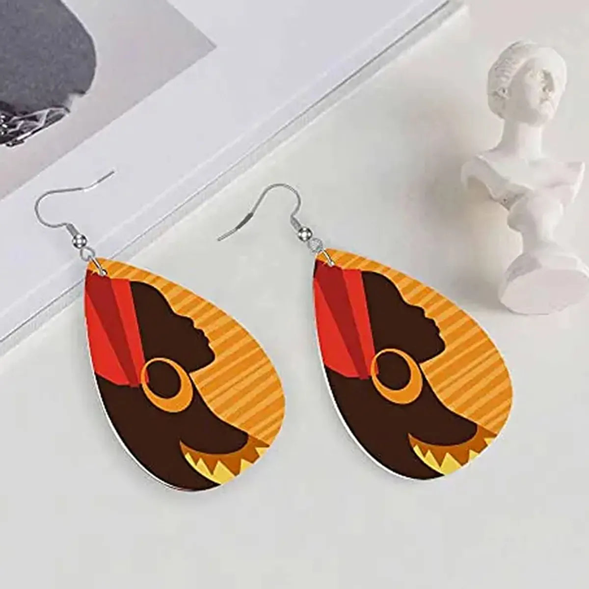 1 Pair Bohemian African Style Human Water Droplets Pu Leather Drop Earrings