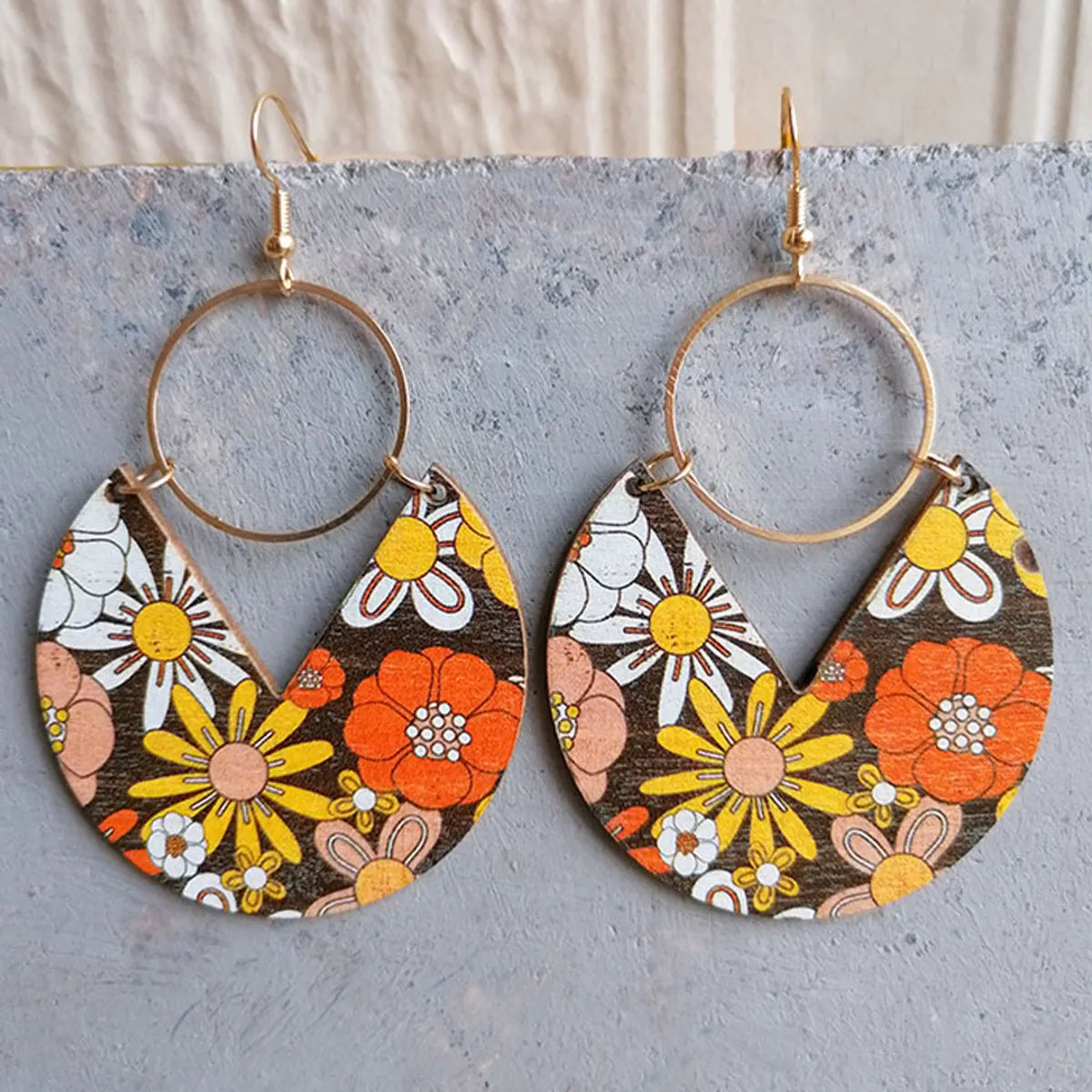 1 Pair Bohemian Stripe Flower Patchwork Alloy Wood Chandelier Earrings