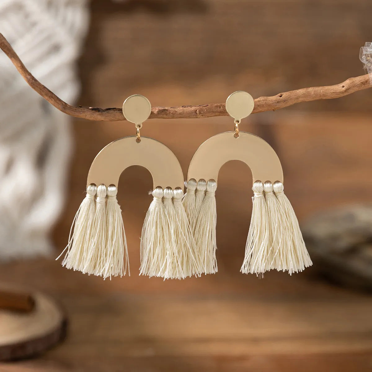 1 Pair Bohemian U Shape Tassel Wood Dangling Earrings