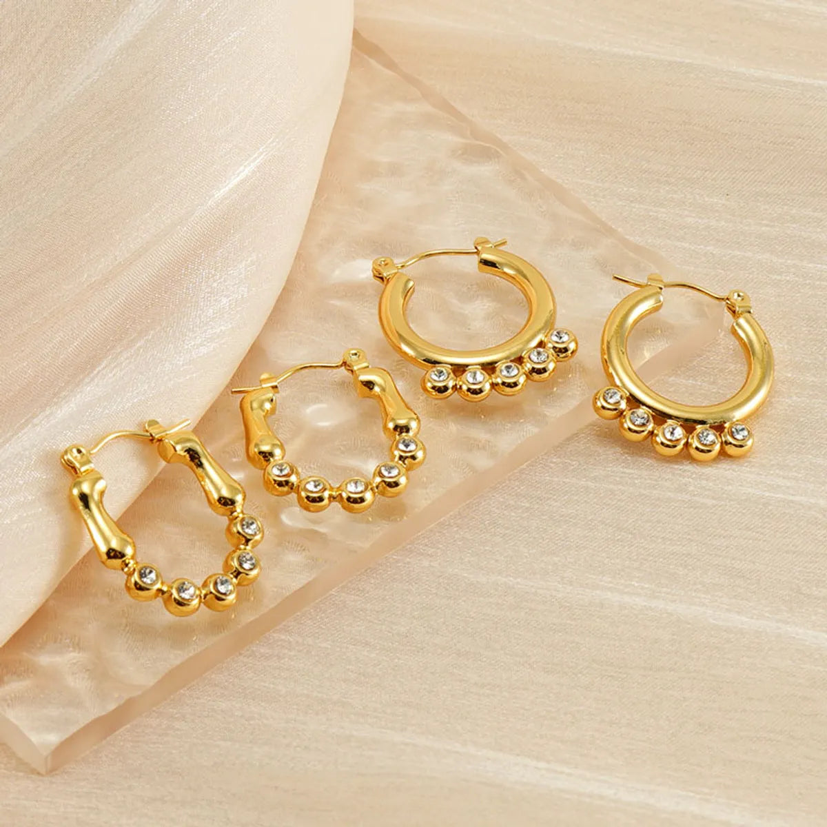 1 Pair Business Simple Style Round Polishing Plating Inlay Stainless Steel Titanium Steel Rhinestones Zircon 18k Gold Plated Earrings