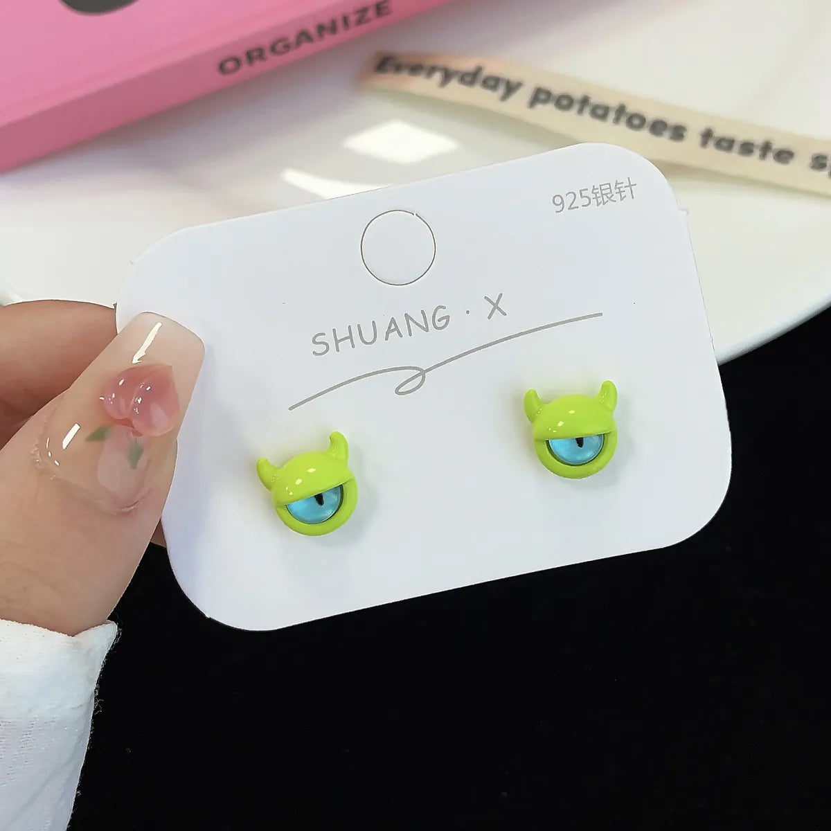 1 Pair Cartoon Style Animal Eye Stoving Varnish Inlay Alloy Opal Ear Studs