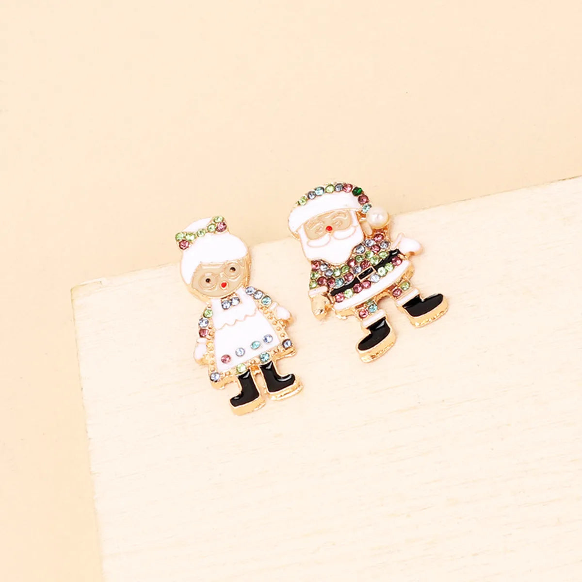 1 Pair Cartoon Style Christmas Santa Claus Plating Inlay Alloy Rhinestones Ear Studs