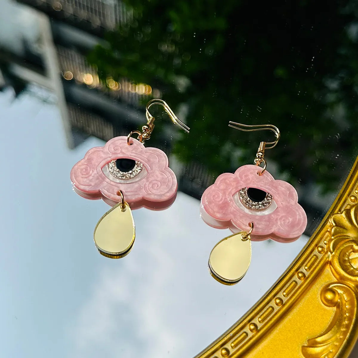 1 Pair Cartoon Style Clouds Eye Arylic Ear Hook