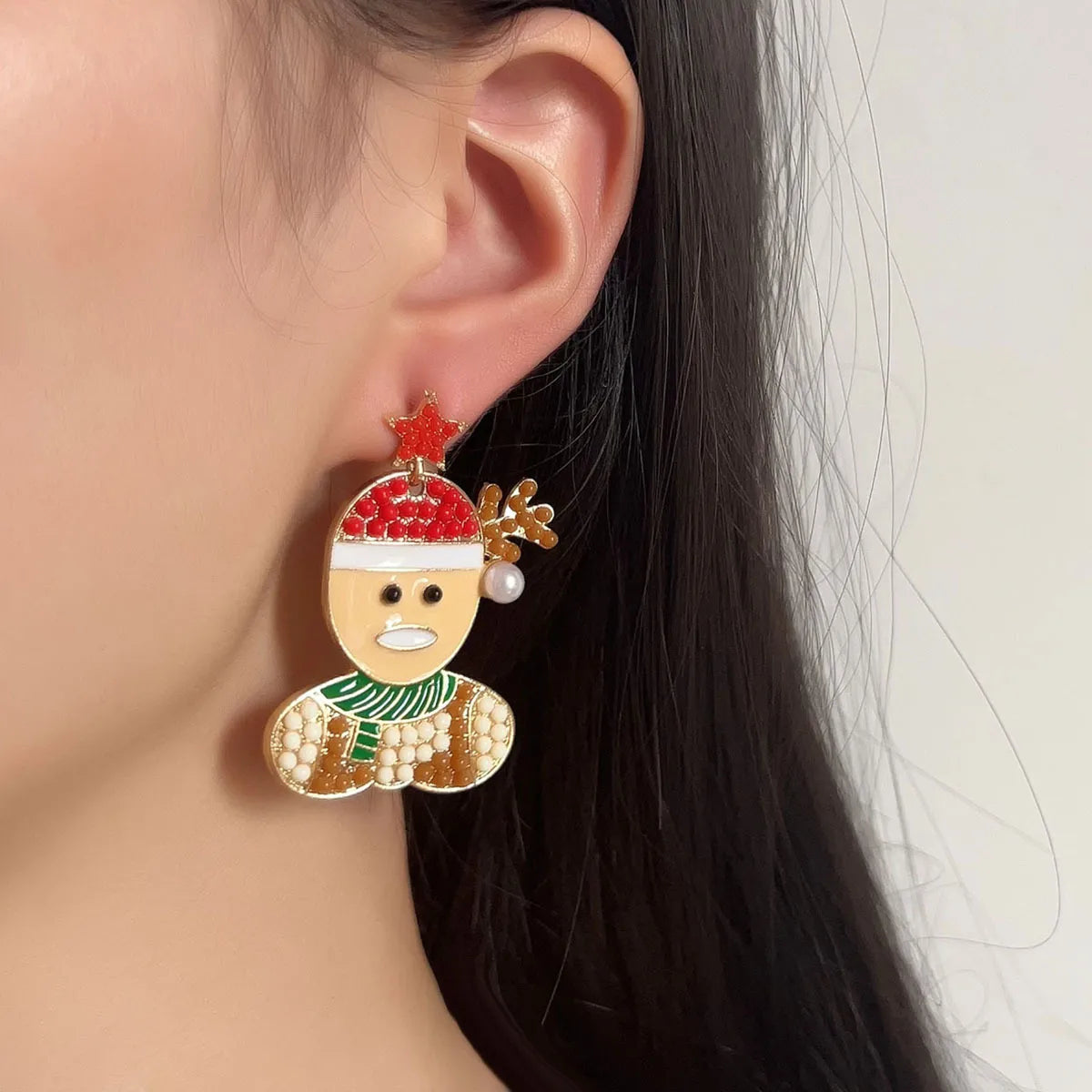 1 Pair Cartoon Style Cute Cartoon Character Santa Claus Enamel Zinc Alloy Ear Studs