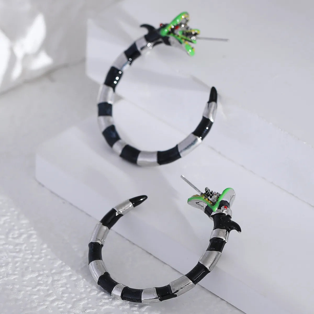 1 Pair Casual C Shape Plating Alloy Earrings