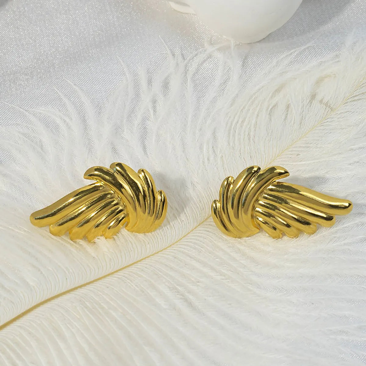 1 Pair Casual Classic Style Fence Square Chicken Crown Asymmetrical Plating Hollow Out 304 Stainless Steel 14K Gold Plated Ear Studs