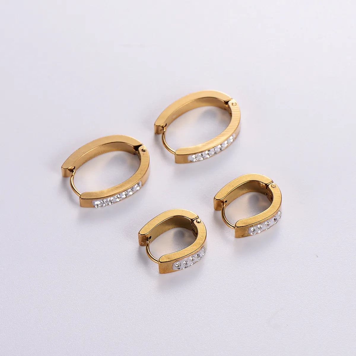 1 Pair Casual Classic Style Solid Color Plating Inlay Stainless Steel Rhinestones 18k Gold Plated Ear Clip