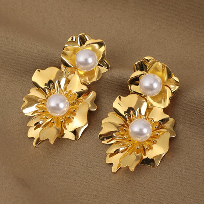 1 Pair Casual Commute Flower Inlay Copper Artificial Pearls 18K Gold Plated Drop Earrings