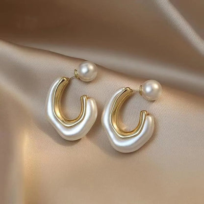 1 Pair Casual Elegant C Shape Plating Inlay Copper Pearl Gold Plated Ear Studs