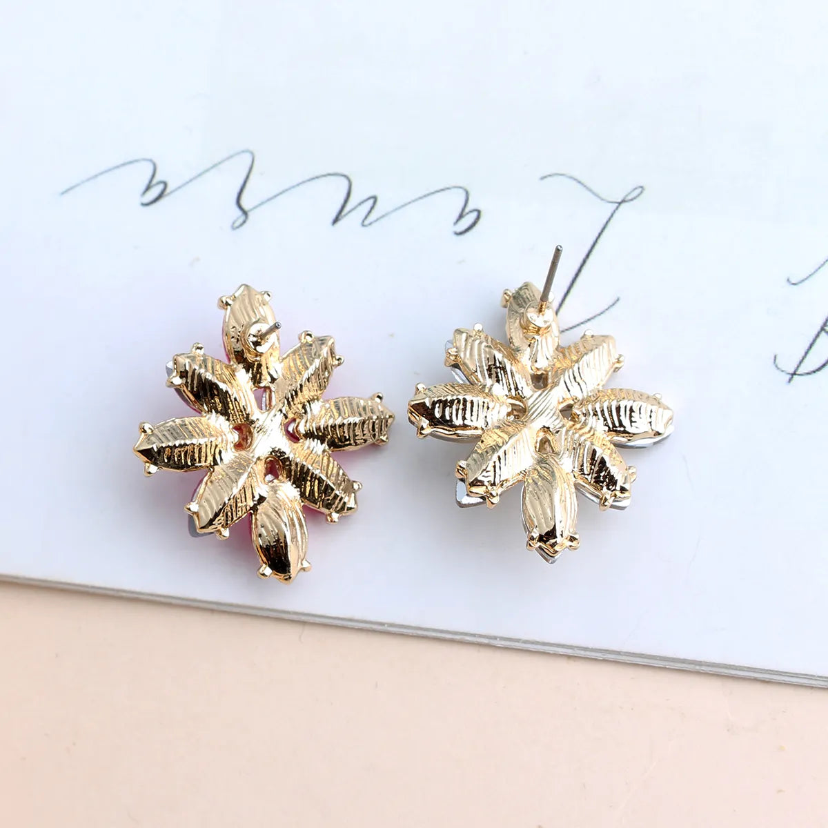 1 Pair Casual Elegant Flower Plating Inlay Alloy Crystal Rhinestones Gold Plated Ear Studs