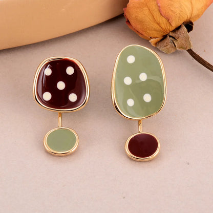 1 Pair Casual Elegant Geometric Enamel Alloy 18K Gold Plated Ear Studs