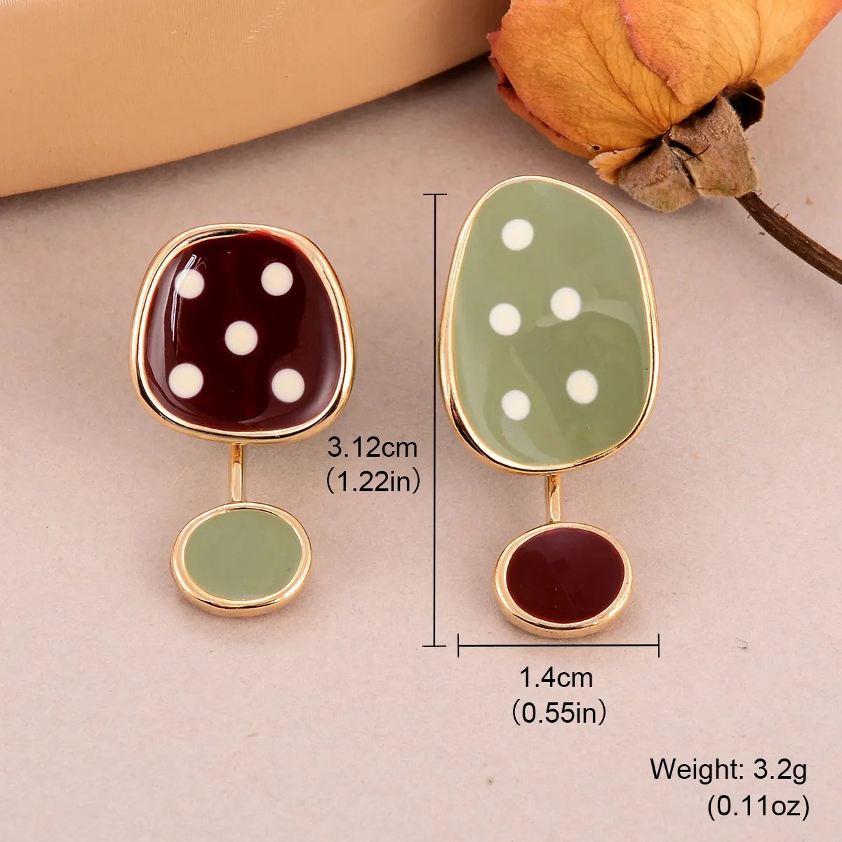 1 Pair Casual Elegant Geometric Enamel Alloy 18K Gold Plated Ear Studs