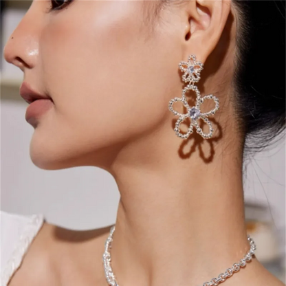 1 Pair Casual Elegant Modern Style Flower Plating Inlay Brass Rhinestones Zircon Drop Earrings