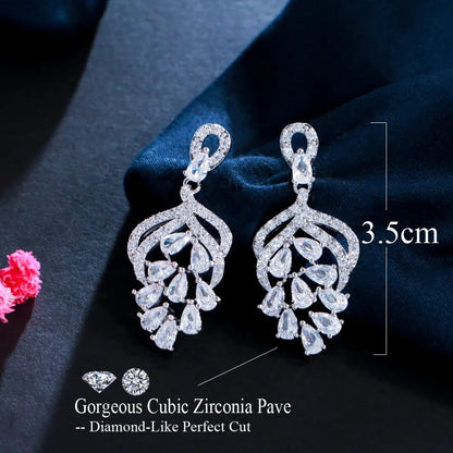 1 Pair Casual Elegant Plant Flower Plating Inlay Copper Zircon White Gold Plated Drop Earrings