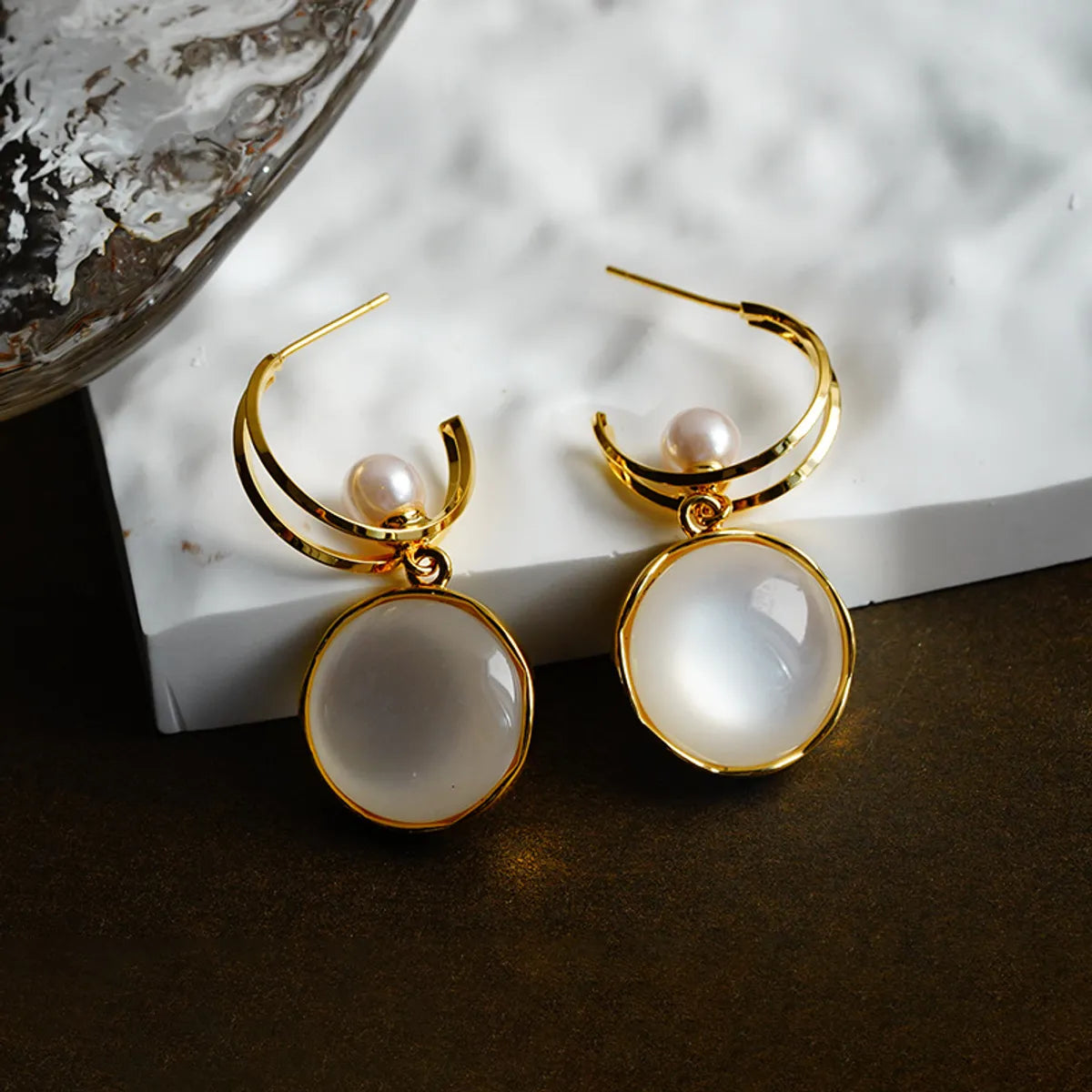 1 Pair Casual Elegant Round Opal Copper Pearl 18K Gold Plated Ear Studs