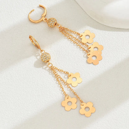 1 Pair Casual Elegant Simple Style Flower Hollow Out Inlay Copper Rhinestones 18K Gold Plated Drop Earrings