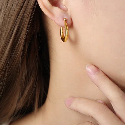 1 Pair Casual Elegant Simple Style Geometric Plating Titanium Steel 18k Gold Plated Earrings