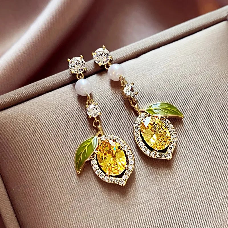 1 Pair Casual Elegant Sweet Fruit Pearl Inlay Alloy Rhinestones Drop Earrings