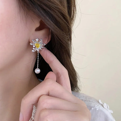 1 Pair Casual Elegant Sweet Heart Shape Flower Pearl Inlay Alloy Rhinestones Drop Earrings