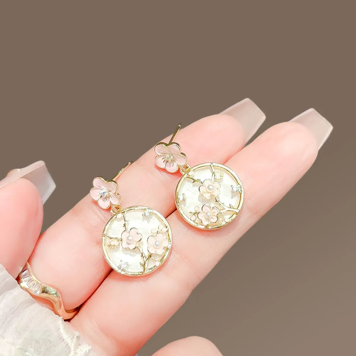 1 Pair Casual Elegant Sweet Round Flower Inlay Alloy Rhinestones Pearl Drop Earrings