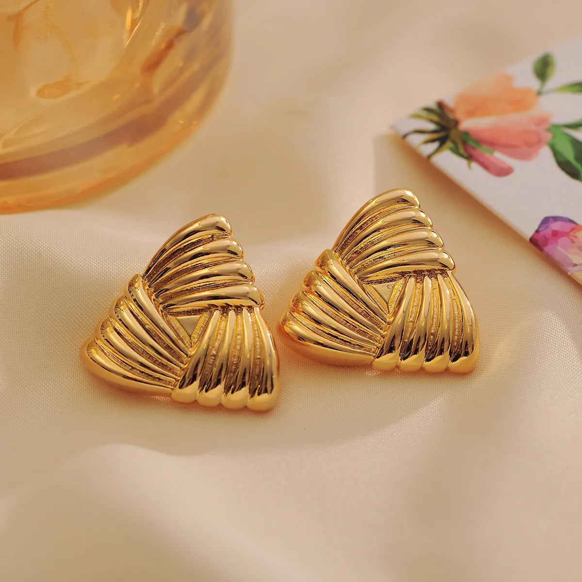 1 Pair Casual Elegant Tropical Solid Color Plating Copper 18K Gold Plated Ear Studs