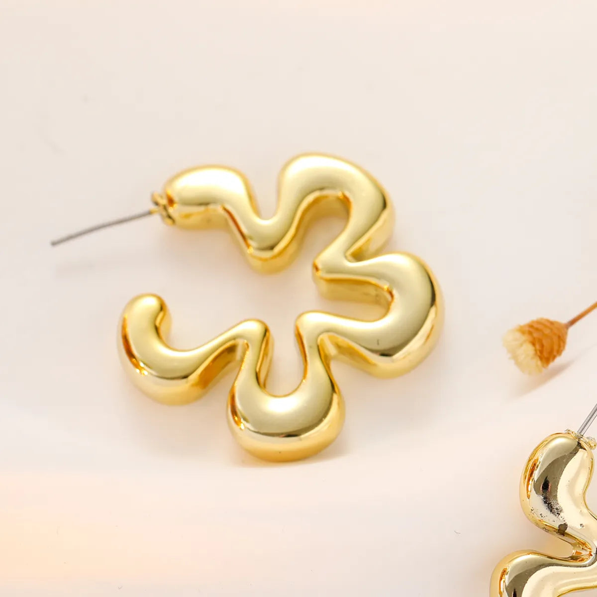 1 Pair Casual Elegant Vacation Flower Spray Paint CCB Gold Plated Ear Studs