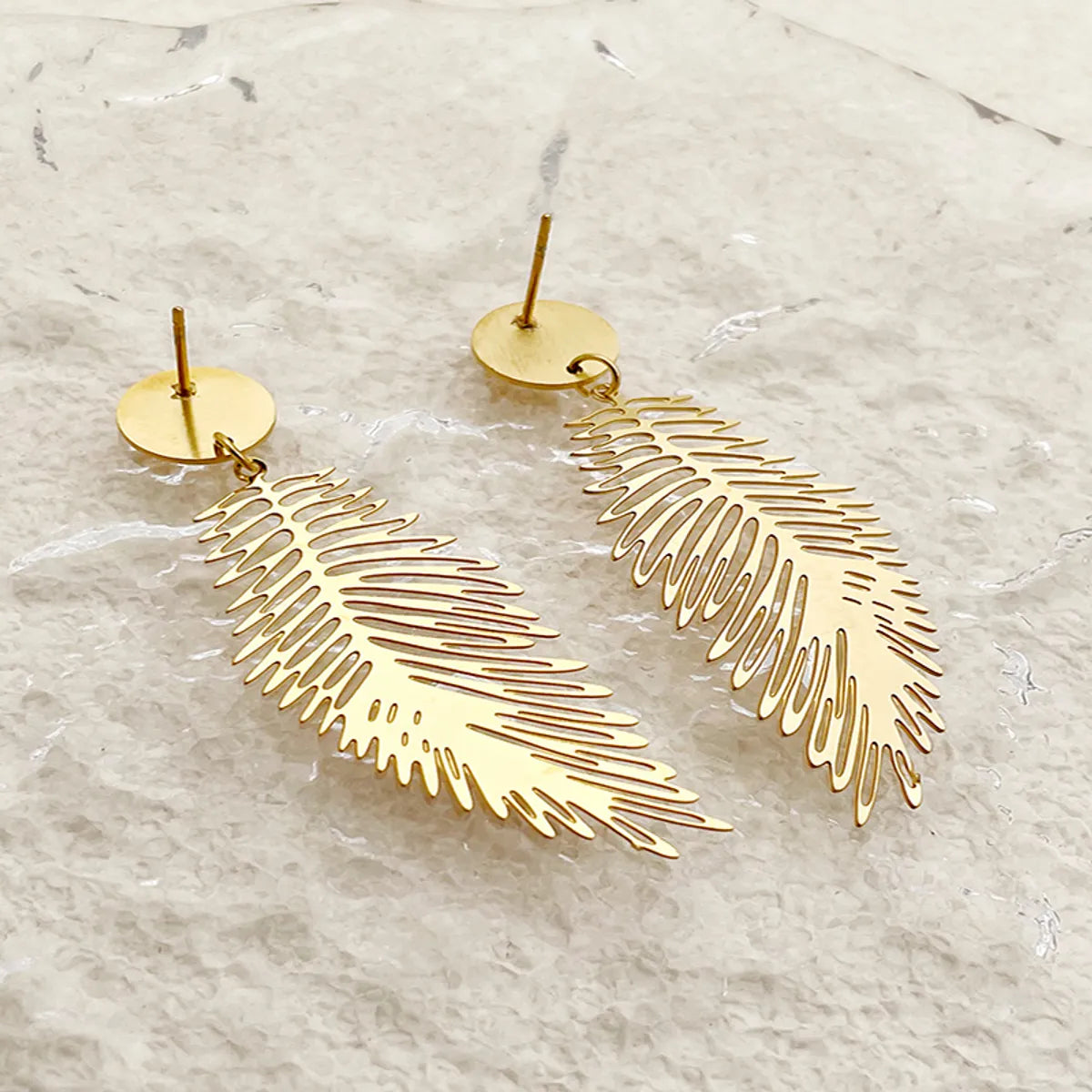 1 Pair Casual Elegant Vintage Style Feather Polishing Plating Hollow Out Stainless Steel Gold Plated Drop Earrings