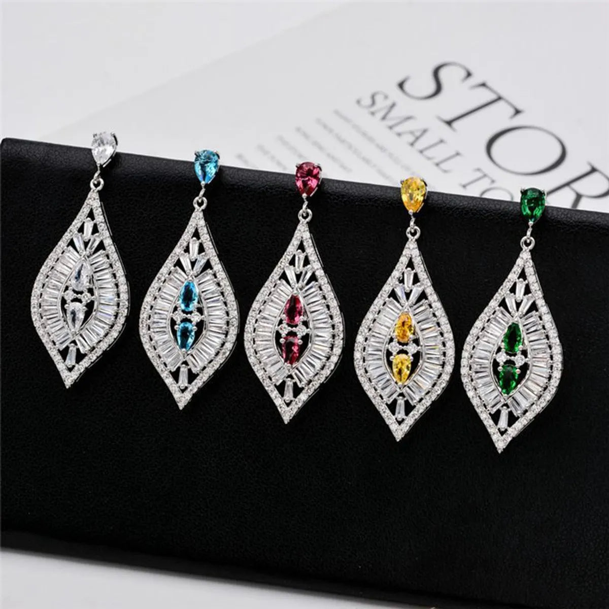 1 Pair Casual Exaggerated Geometric Plating Copper Zircon White Gold Plated Drop Earrings