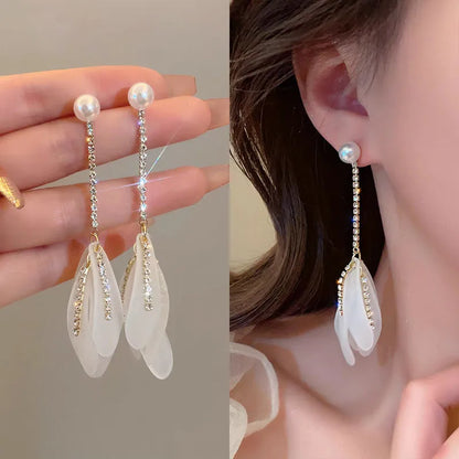 1 Pair Casual Flower Tassel Pearl Inlay Alloy Rhinestones Drop Earrings