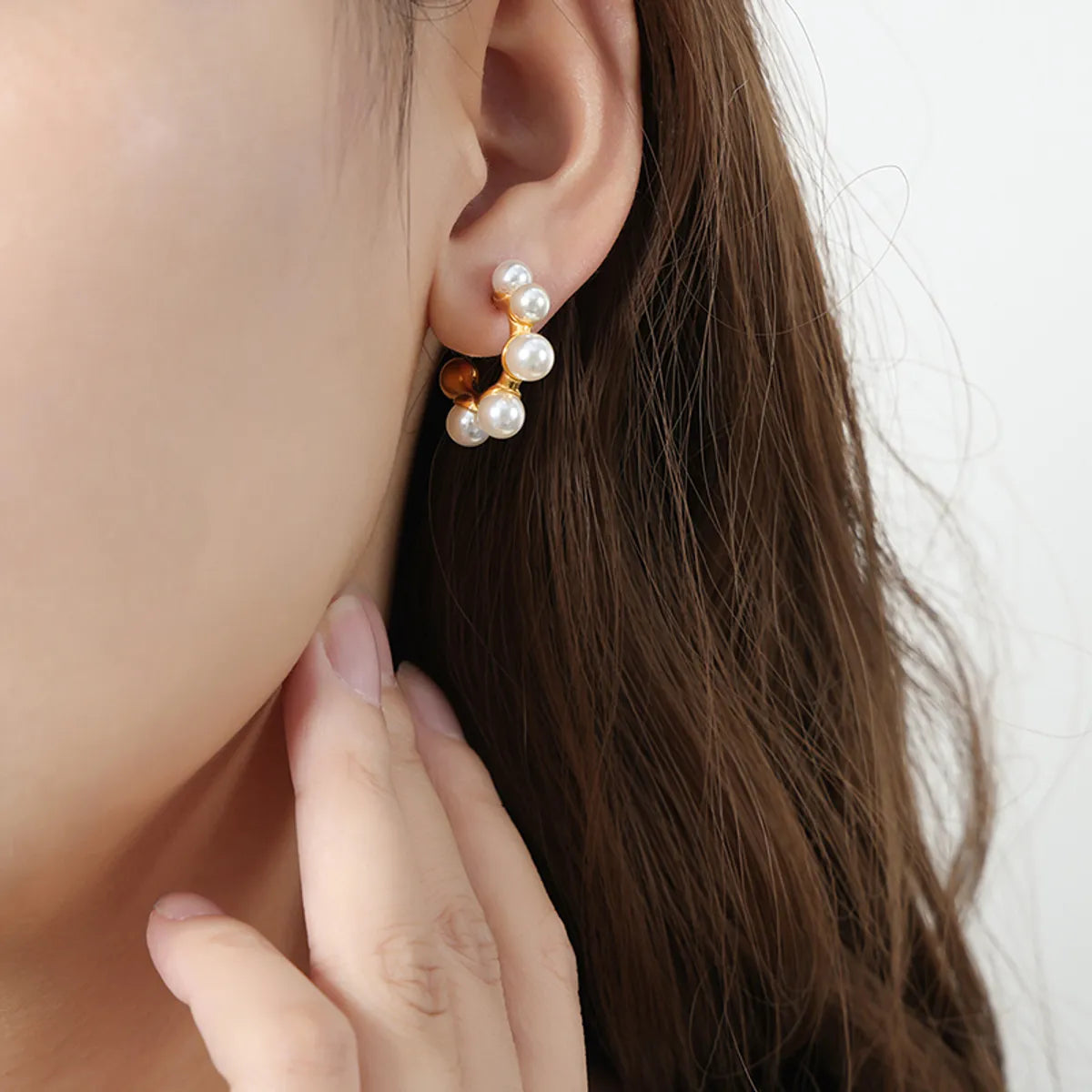 1 Pair Casual French Style Simple Style Geometric Plating Inlay Titanium Steel Artificial Pearls 18k Gold Plated Earrings