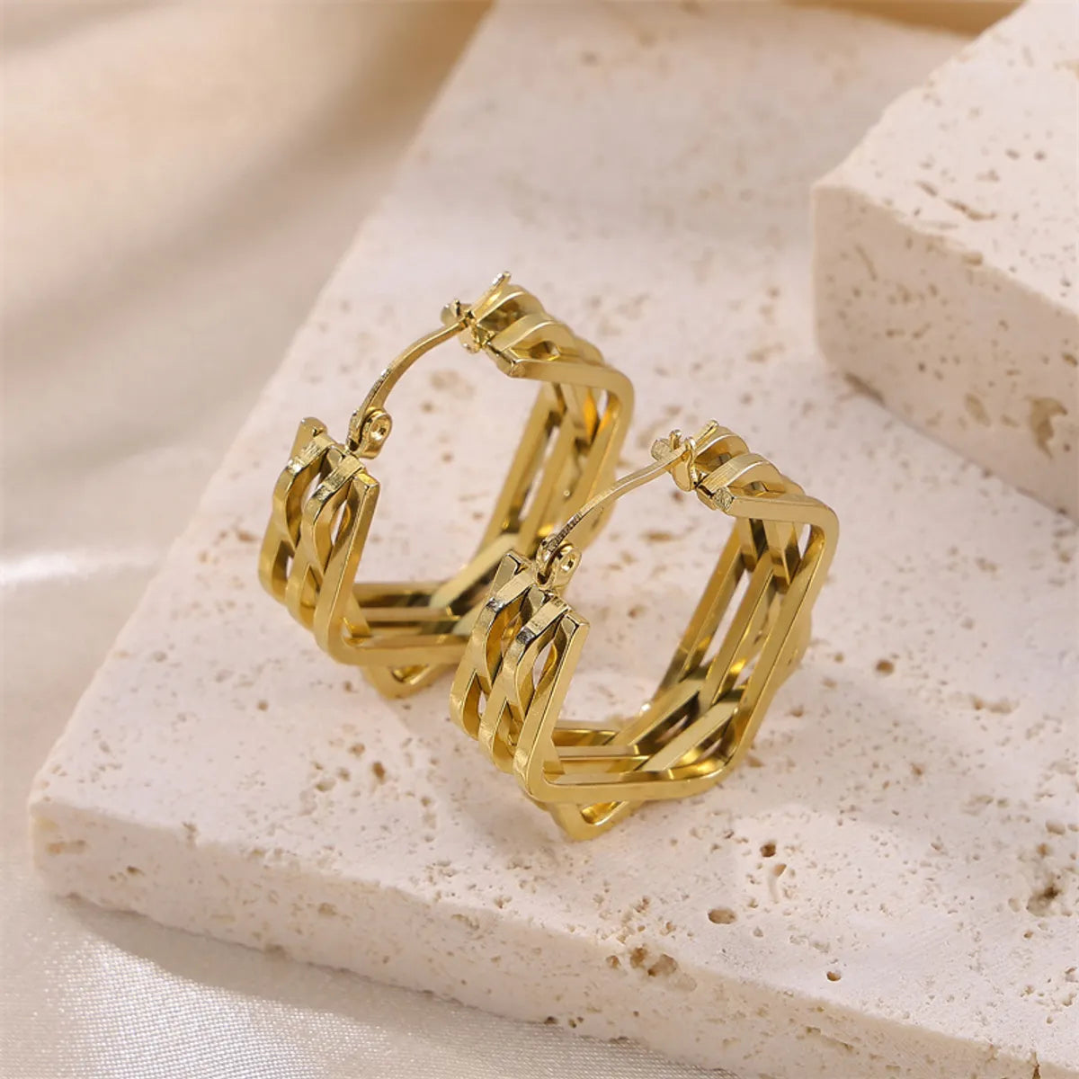 1 Pair Casual Hawaiian Tropical Geometric Plating Hollow Out Stainless Steel 18k Gold Plated Earrings