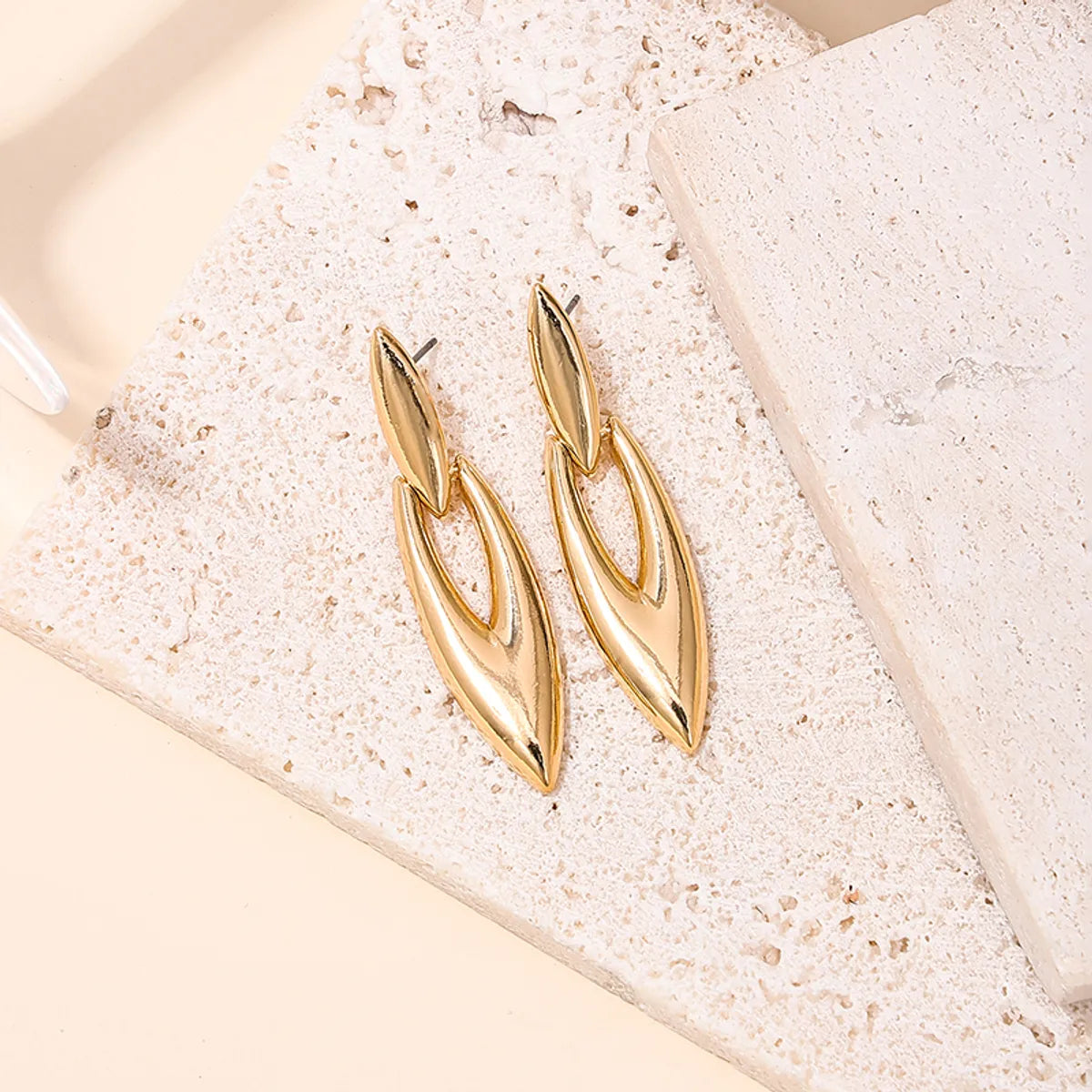 1 Pair Casual Modern Style Classic Style Water Droplets Alloy Zinc Drop Earrings