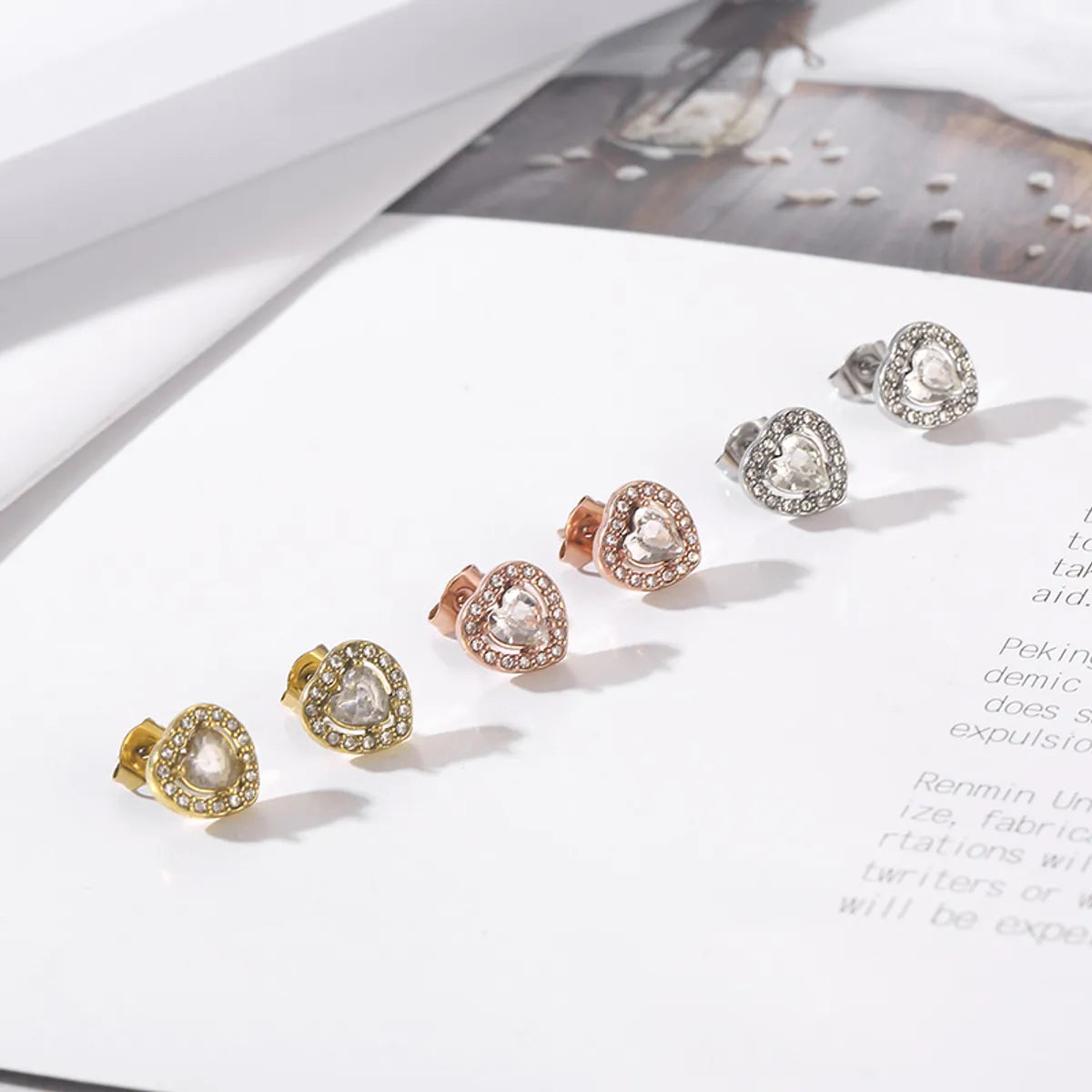 1 Pair Casual Modern Style Heart Shape Plating Inlay Titanium Steel Zircon 18K Gold Plated Ear Studs