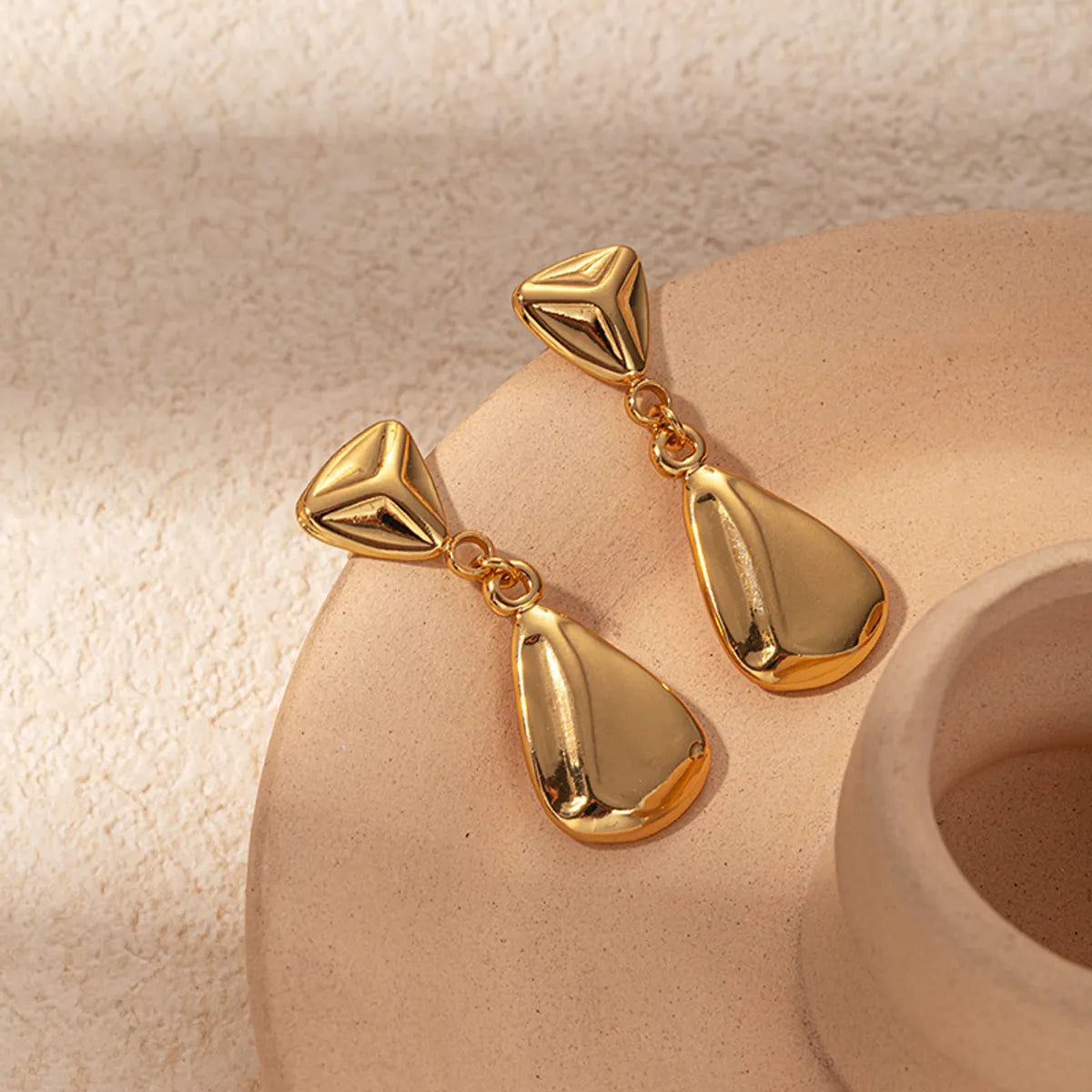 1 Pair Casual Modern Style Sweet Triangle Water Droplets Plating 304 Stainless Steel Gold Plated Drop Earrings