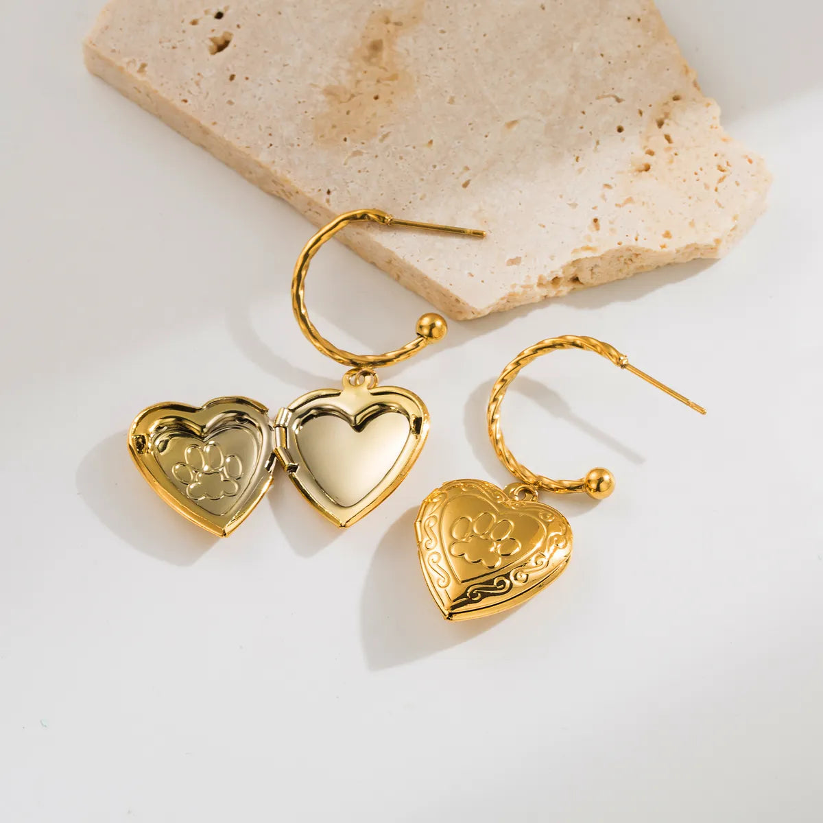 1 Pair Casual Retro Heart Shape 304 Stainless Steel 18K Gold Plated Drop Earrings