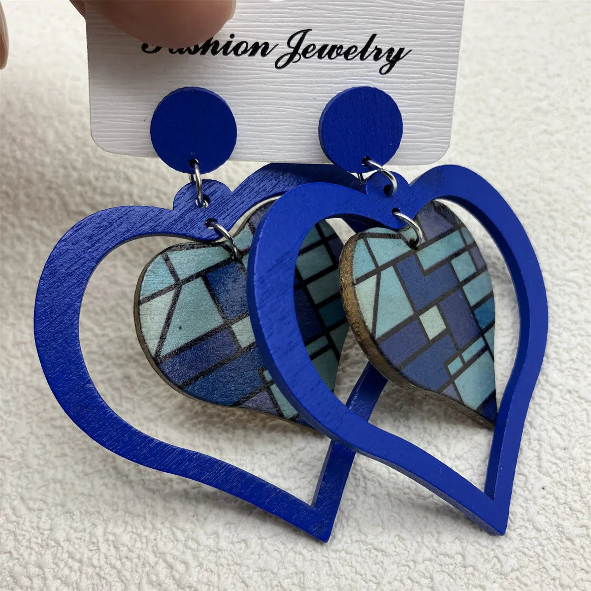 1 Pair Casual Retro Heart Shape Stoving Varnish Wood Drop Earrings