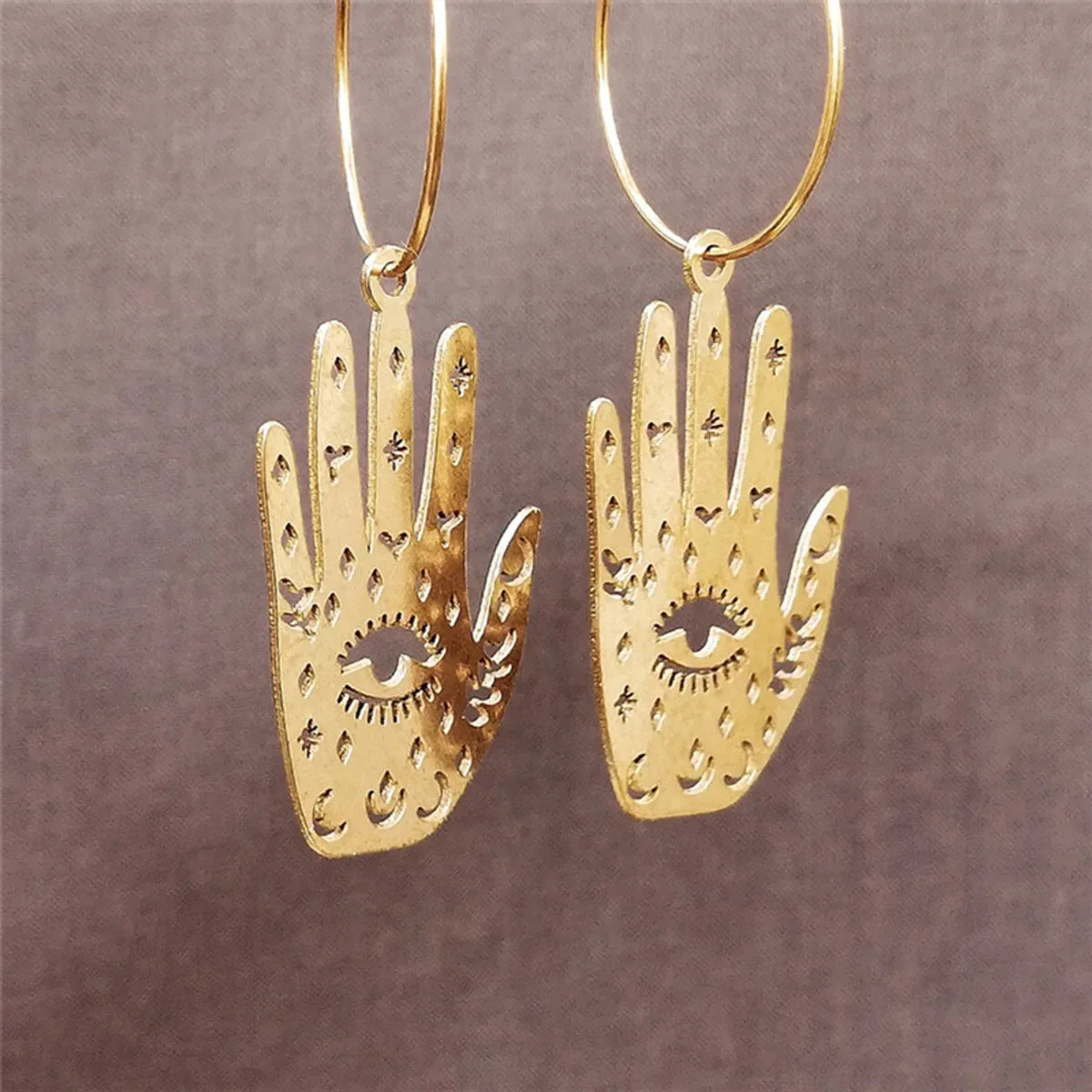 1 Pair Casual Retro Palm Plating Alloy Drop Earrings